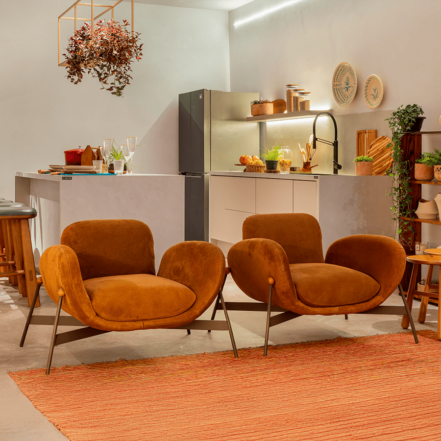 Poltrona Barista_Camurça Tabaco_CasaCor_BSB_2024_Salva Design de Mobiliário (15).png